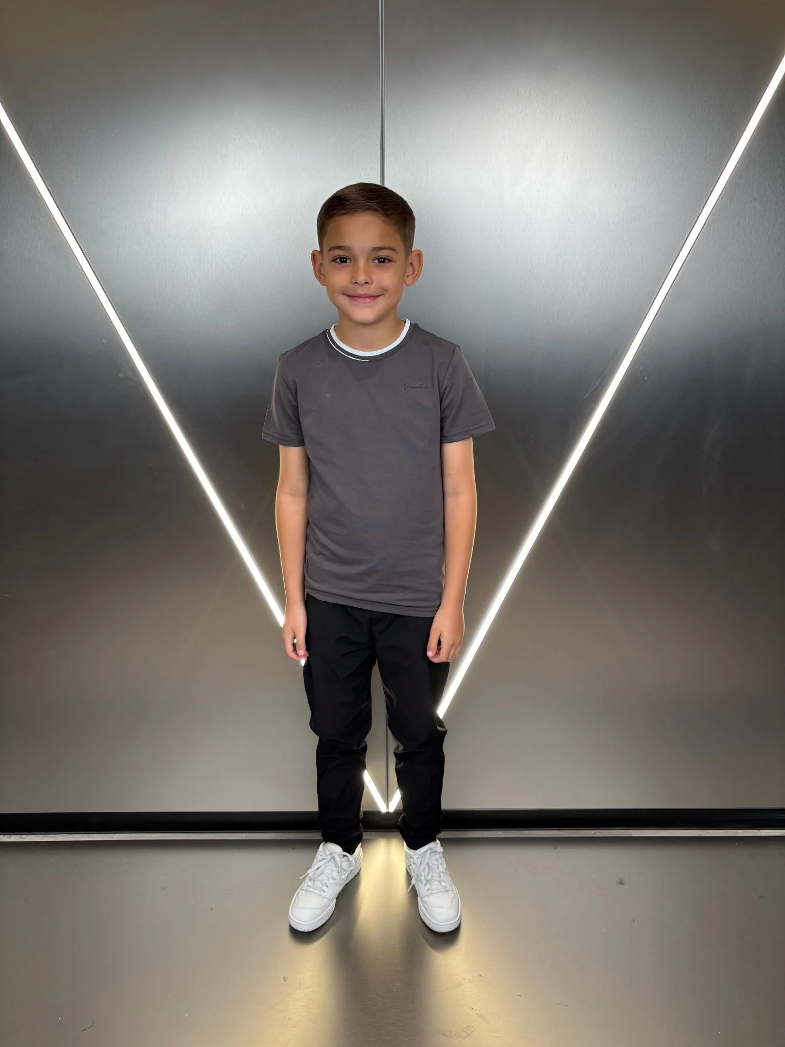 BOY'S SPRING OUTLET