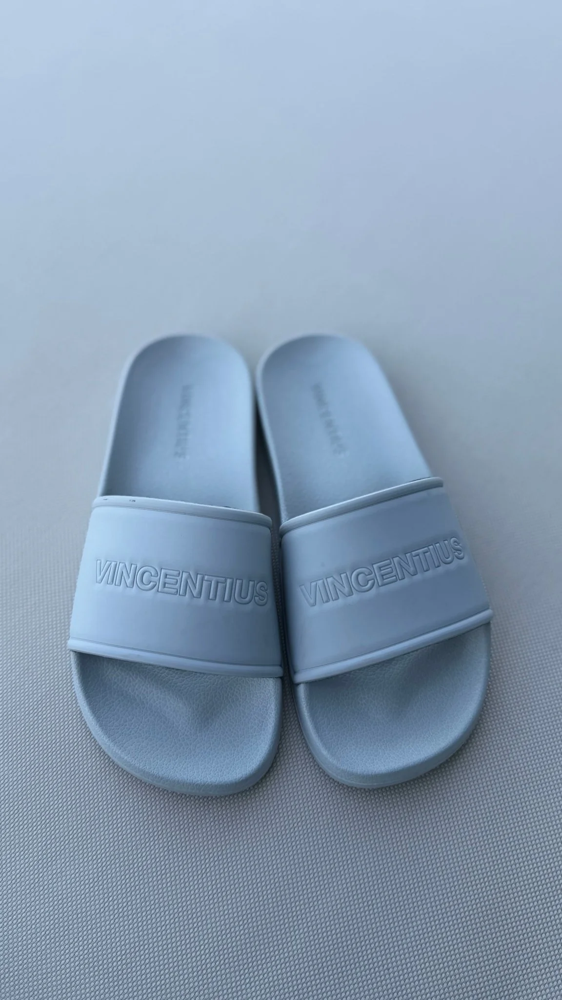Boys Slider - Light Grey - Image 3