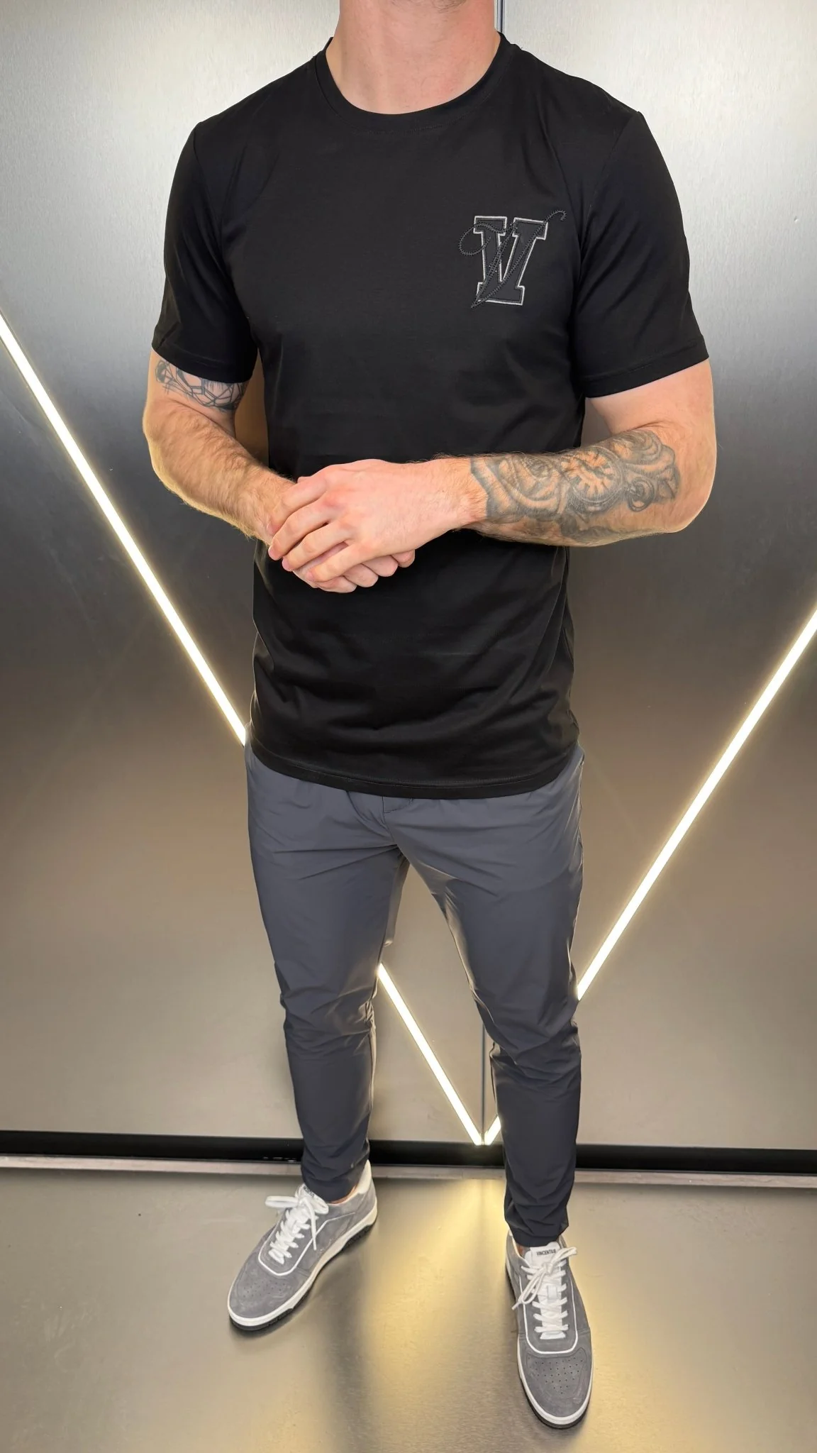 Vincentius Varsity Luxe T-Shirt - Black