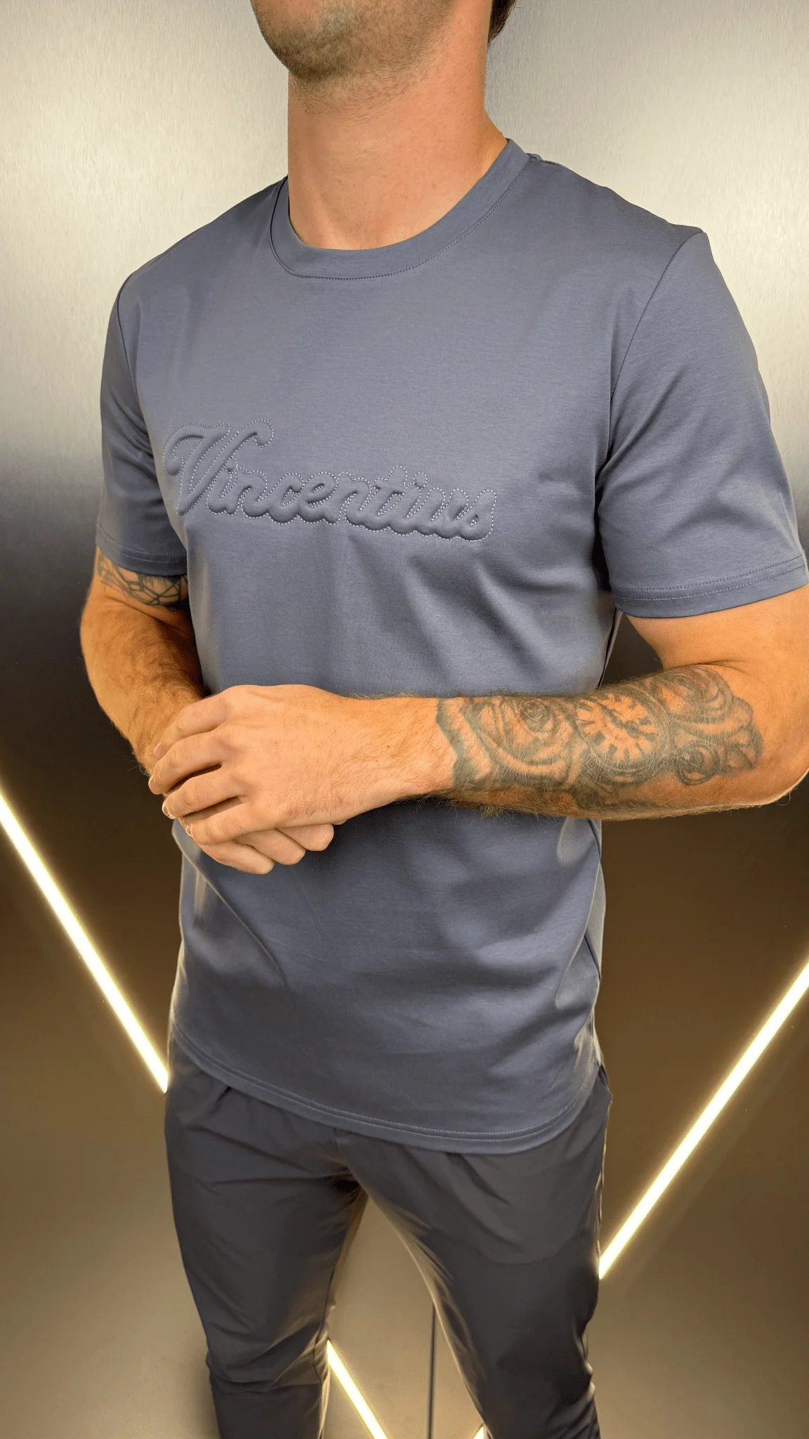 Luxury Embossed Tonal Logo T-Shirt - Ombre - Image 3