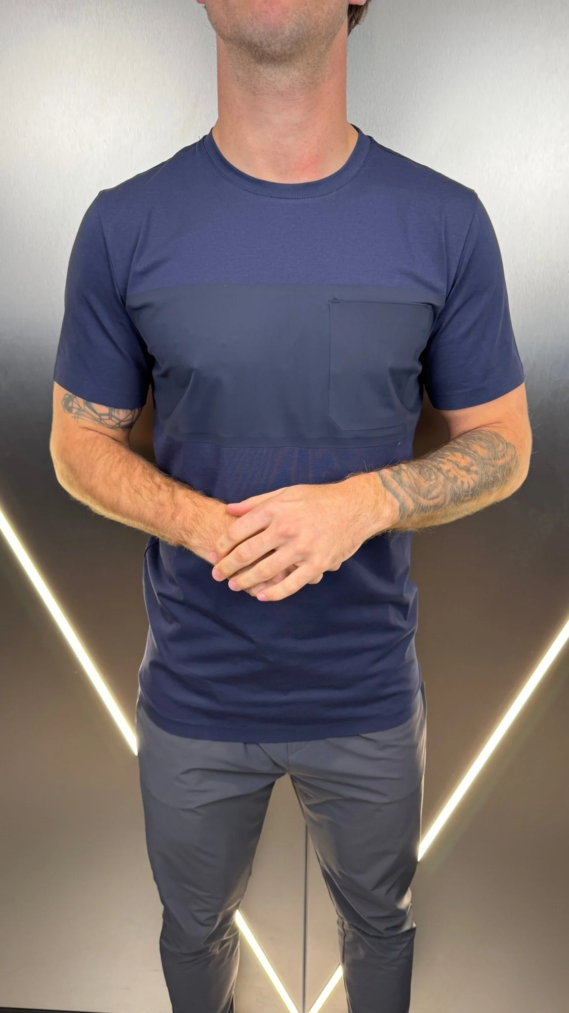 Luxury Vertex Panel T-Shirt - Navy - Image 2