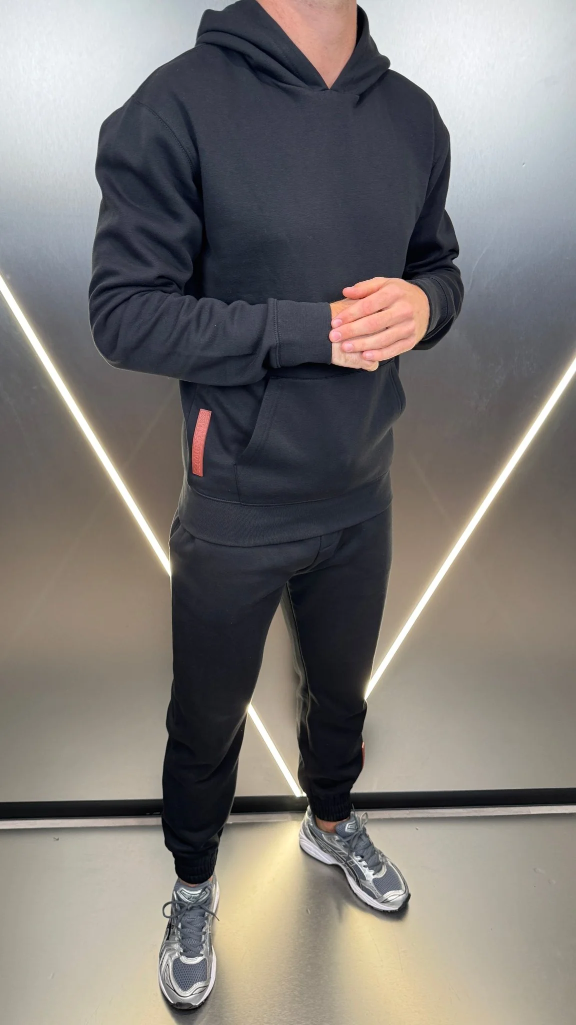 Silicone Badge Every Day Tracksuit - Black/Red